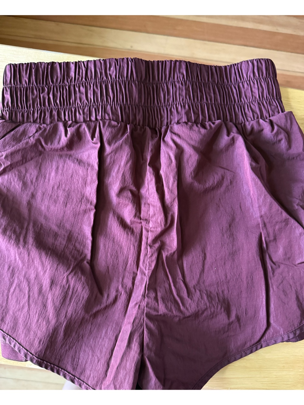 Women’s Offline by Aerie the hugger burgundy active shorts size medium - Picture 8 of 8